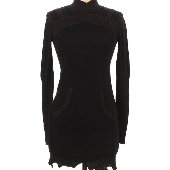 VENUS Turtleneck Bodycon Fit Mini Sweater Dress w Lace (S) |*SHOWS OFF CURVES* - Picture 1 of 3